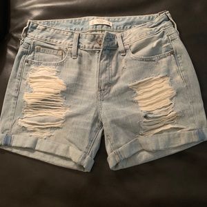 NWT Abercrombie & Fitch Low Rise East Fit Size 4